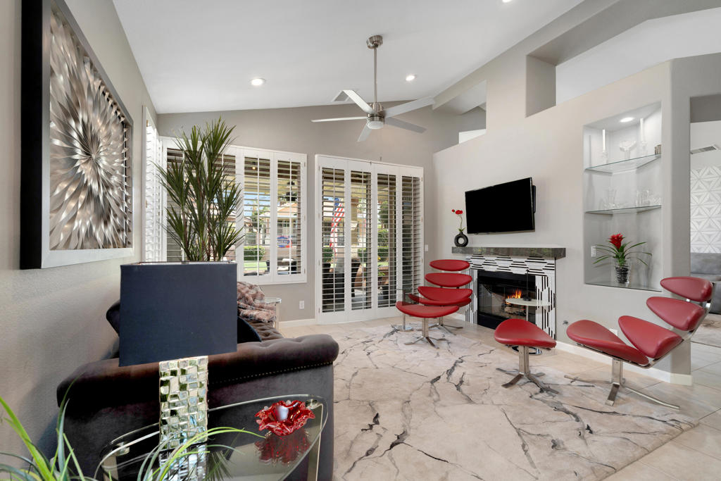 MLS #219138091DA image #8