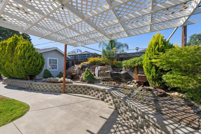 485 Sioux Lane, San Jose CA: https://media.crmls.org/mediaz/6c6a5ca3-1b28-4252-b58a-aa5a99286031.jpg