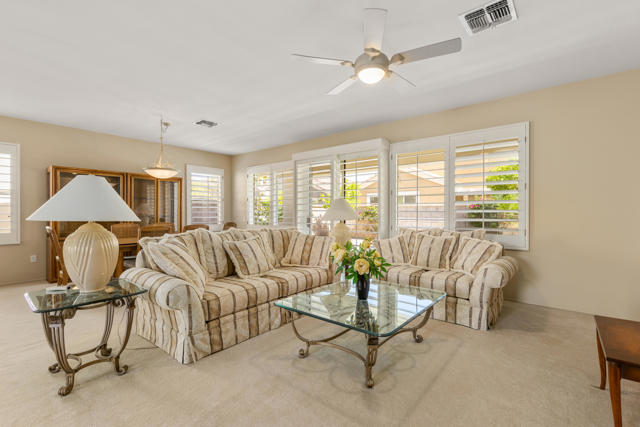 78664 Platinum Drive, Palm Desert CA: https://media.crmls.org/mediaz/6c6c1144-2766-4449-ac18-87ce281408dc.jpg
