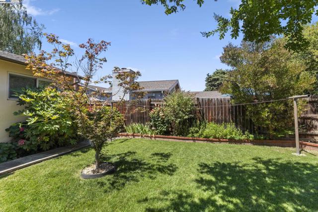 1128 Verona Ave, Livermore CA: https://media.crmls.org/mediaz/6c6d29d1-13c7-4550-b354-5d68c452cf74.jpg