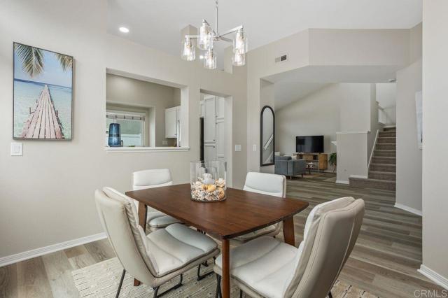 Detail Gallery Image 6 of 44 For 203 Triton Cir, Encinitas,  CA 92024 - 3 Beds | 2/1 Baths