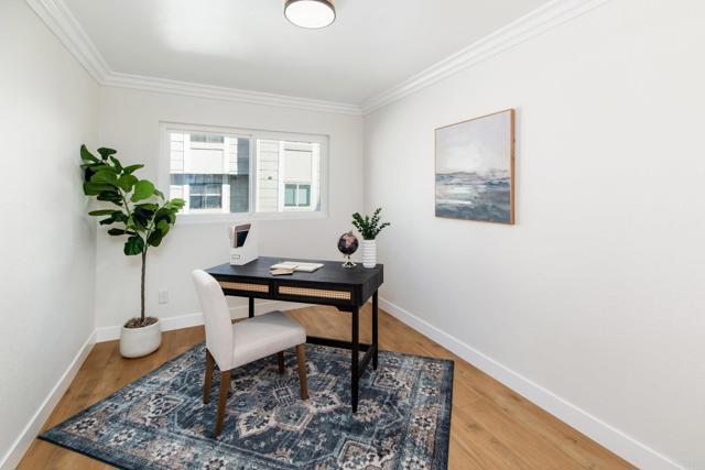 Detail Gallery Image 12 of 34 For 4094 Mahaila Ave #B,  San Diego,  CA 92122 - 3 Beds | 2/1 Baths