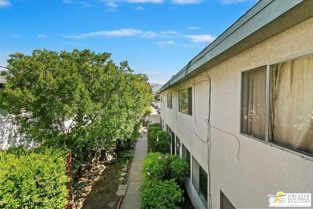 171 E Ralston Avenue, San Bernardino CA: https://media.crmls.org/mediaz/6c6e98e3-4271-475d-8b14-eb156282e698.jpg