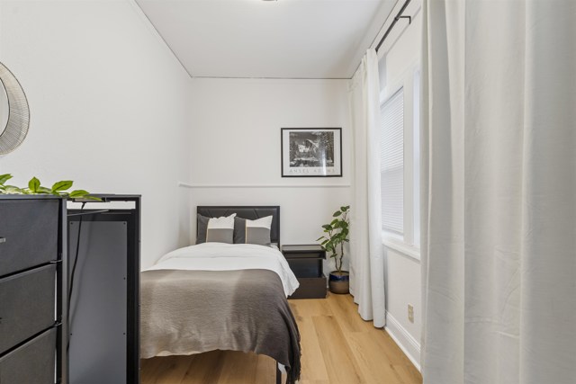 2238 7Th, Berkeley CA: https://media.crmls.org/mediaz/6c6ed2de-c1f8-4ed6-9418-555c229965ee.jpg