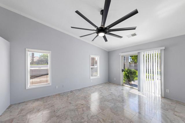 47970 Via Jardin, La Quinta CA: https://media.crmls.org/mediaz/6c6ee53c-c03b-43c5-859f-f99a7a823140.jpg