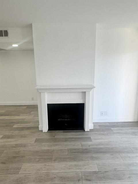 1550 N Fuller Avenue, Hollywood CA: https://media.crmls.org/mediaz/6c6ee783-7f7b-410e-8989-5f70c79d33db.jpg
