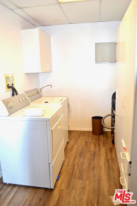 721 W 32nd Street, Los Angeles CA: https://media.crmls.org/mediaz/6c700499-dff0-4678-b9cc-2b18c90fe1d5.jpg