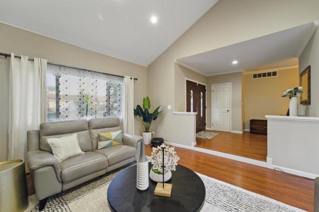 3821 Abbey Court, Campbell CA: https://media.crmls.org/mediaz/6c70fc9d-2fb0-4061-bab5-58a43f0af17f.jpg
