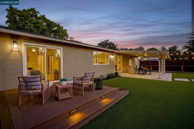 3937 Majestic Dr, Concord CA: https://media.crmls.org/mediaz/6c746c7f-58b0-4960-972f-b3be4061ea10.jpg
