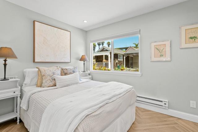 2727 E Cliff Drive, Santa Cruz CA: https://media.crmls.org/mediaz/6c7489f2-6a2b-49b5-a1e9-20ed95878c86.jpg