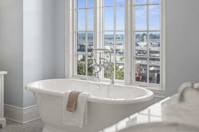 2045 W California St, San Diego CA: https://media.crmls.org/mediaz/6c755be5-d3e2-4f65-9b81-9b7fec6f8eed.jpg