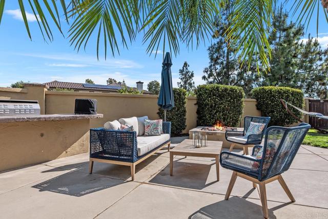 923 Citrine Way, San Marcos CA: https://media.crmls.org/mediaz/6c7632c4-18b4-48b3-ae95-f733e2691b23.jpg