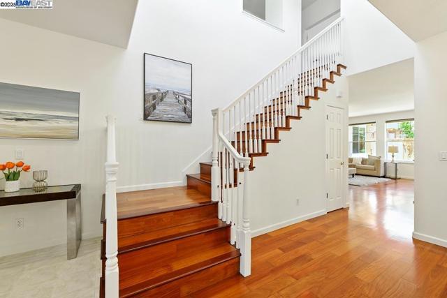 37420 Gillett Rd, Fremont CA: https://media.crmls.org/mediaz/6c763c54-eaa7-4ce2-beb4-c415c7ad645e.jpg