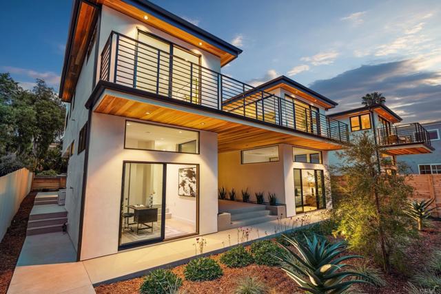 Image 8 of 58 For 2052 Montgomery Avenue