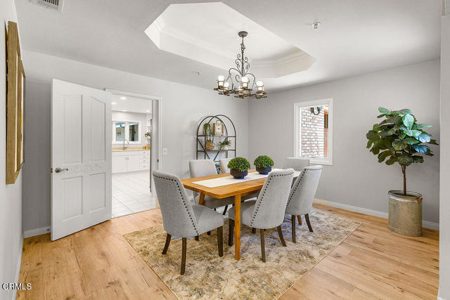 Detail Gallery Image 14 of 72 For 2735 Los Pinos Cir, Camarillo,  CA 93012 - 4 Beds | 2/2 Baths