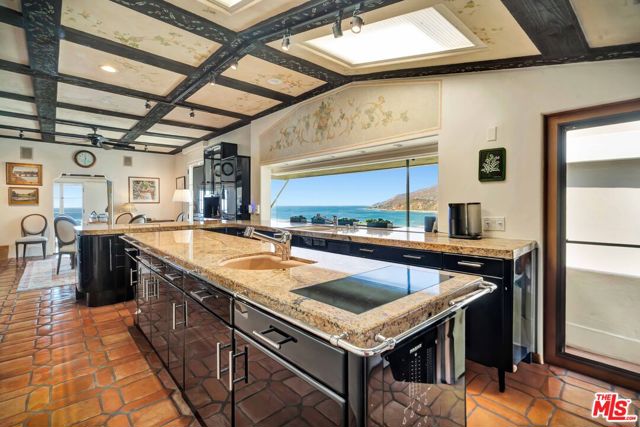 17520 Stretto Way photo 8