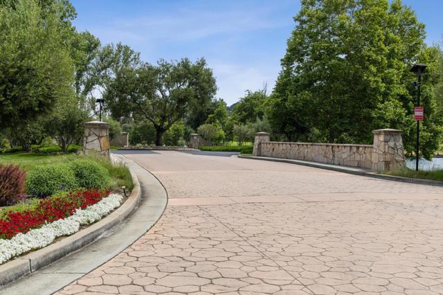 1305 Lions Peak Lane, San Martin CA: https://media.crmls.org/mediaz/6c7a268f-d724-4564-a062-25eb68246be4.jpg