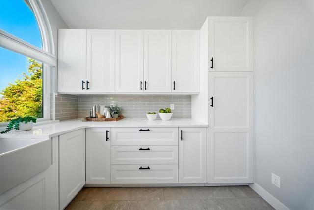 16902 Sorrel Way, Morgan Hill CA: https://media.crmls.org/mediaz/6c7b555d-7e3d-44a0-8a1a-dd0dd108a255.jpg