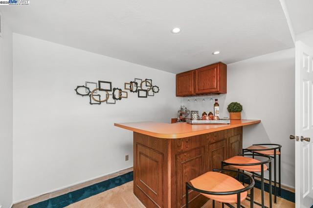 351 Castenada Ct, Danville CA: https://media.crmls.org/mediaz/6c7b8635-5d6a-4f89-bd31-c5f3ed3bb98c.jpg