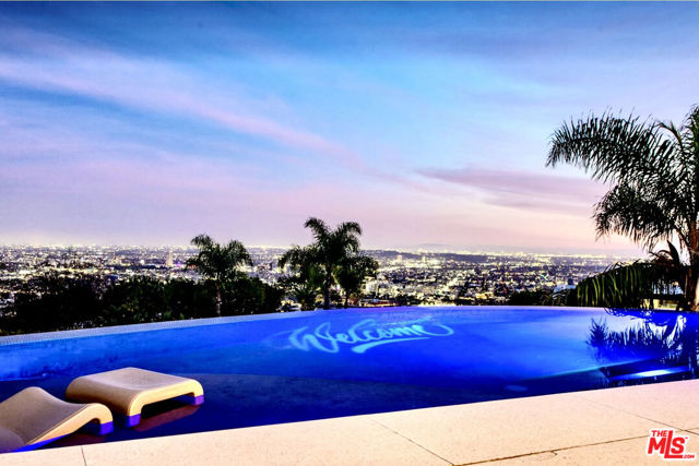 1456 Blue Jay Way, Los Angeles CA: https://media.crmls.org/mediaz/6c7c8bfc-77da-4316-a817-e48af5f1e2ec.jpg