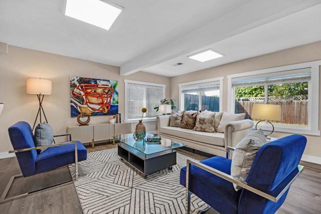 2859 Hillside Avenue, Concord CA: https://media.crmls.org/mediaz/6c7cc839-6243-4604-a408-e68dda300aa1.jpg