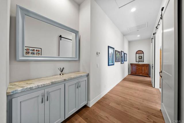 13495 Del Poniente Road, Poway CA: https://media.crmls.org/mediaz/6c7d8c13-350d-4060-8390-6c283dbdeab4.jpg