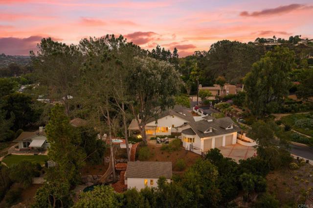 603 Sereno View Road, Encinitas CA: https://media.crmls.org/mediaz/6c7dbc48-39c6-4482-8534-4cc1f38ce2d2.jpg
