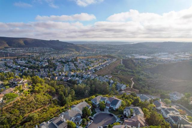 1649 Portside Place, San Marcos CA: https://media.crmls.org/mediaz/6c7df23a-348d-42d1-8d61-810c32f7a669.jpg