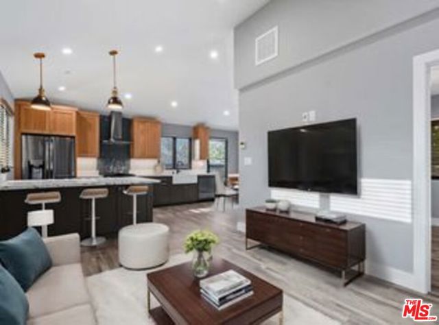 2519 Curtis Avenue, Redondo Beach, California 90278, ,Residential Income,Sold,Curtis,25539909