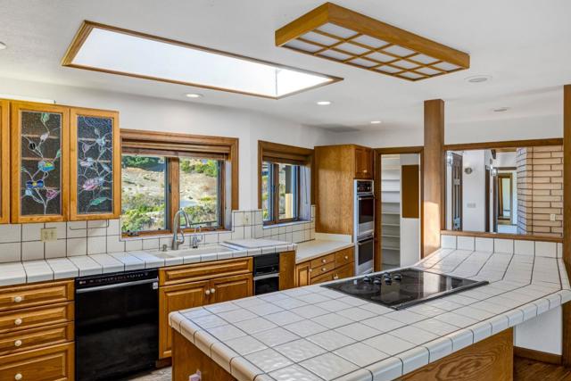 274 Corral De Tierra Road,  CA: https://media.crmls.org/mediaz/6c7e6342-c96c-4638-a1f1-cf7fd1224ee0.jpg