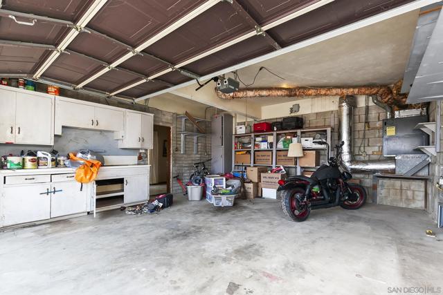 3428 Quimby St, San Diego CA: https://media.crmls.org/mediaz/6c7e789d-0c09-4bf0-81eb-8e7292e731a5.jpg