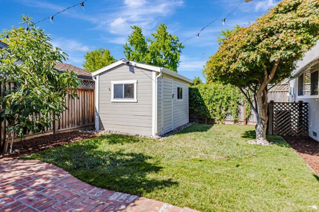978 Woodgrove Lane, San Jose CA: https://media.crmls.org/mediaz/6c7e7c17-994c-4429-9fdd-22214111e78e.jpg