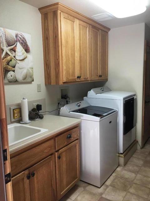 5051 Arctic Lane, Somerset CA: https://media.crmls.org/mediaz/6c7eb64d-8c78-4dc8-8de1-9d4069f1833f.jpg