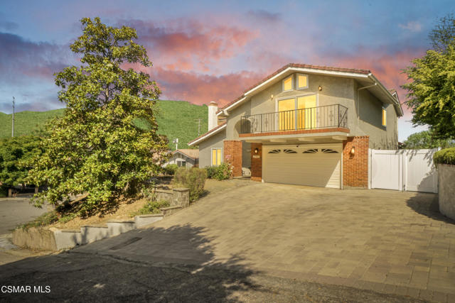 27802 Via Amistosa, Agoura Hills CA: https://media.crmls.org/mediaz/6c7fb294-70db-410a-a9bf-0254ab6fed4b.jpg