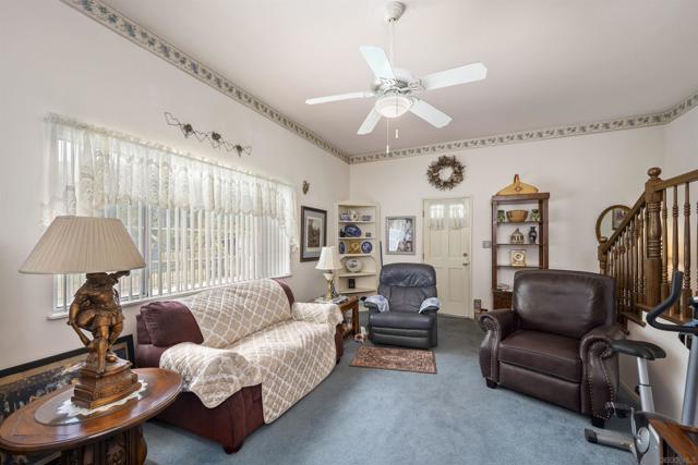 10705 Louisa Dr., La Mesa CA: https://media.crmls.org/mediaz/6c803089-33d9-4345-bf80-98e676620ab1.jpg