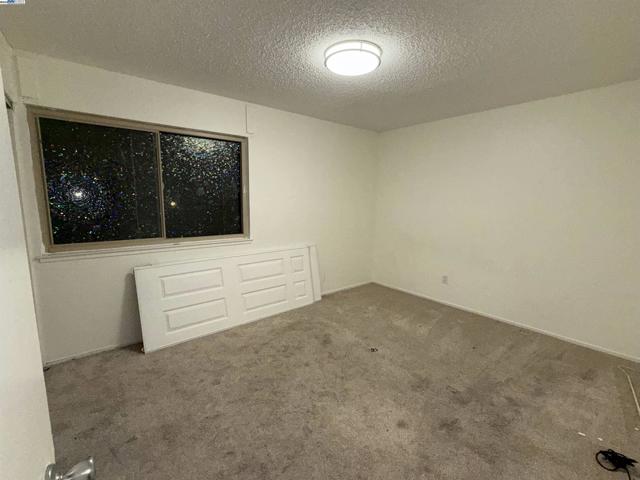 38623 Cherry Ln, Fremont CA: https://media.crmls.org/mediaz/6c8131c4-ee1d-4927-a74a-5ef84d48c16d.jpg
