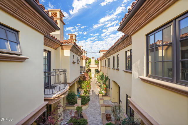 Detail Gallery Image 23 of 51 For 985 N Michillinda Ave #207,  Pasadena,  CA 91107 - 3 Beds | 5 Baths