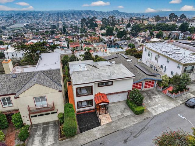 72 Cresta Vista Drive, San Francisco CA: https://media.crmls.org/mediaz/6c83022d-11c1-4a18-9474-dc461667083f.jpg