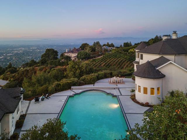 16383 Aztec Ridge Drive, Los Gatos CA: https://media.crmls.org/mediaz/6c83eb4c-a483-415c-ba72-4eb8493ff18f.jpg