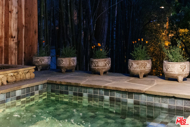 1954 Pinehurst Road, Los Angeles CA: https://media.crmls.org/mediaz/6c8589b8-ca96-4423-94c6-dabbb323ff72.jpg