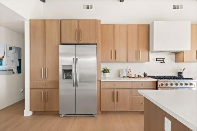 Detail Gallery Image 20 of 47 For 4821 Viane Way, San Diego,  CA 92110 - 4 Beds | 2 Baths