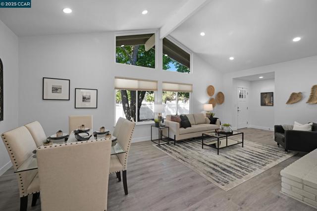 1933 Oak Park Blvd, Pleasant Hill CA: https://media.crmls.org/mediaz/6c8725e0-5902-4df2-b05a-5670a0a4ede9.jpg