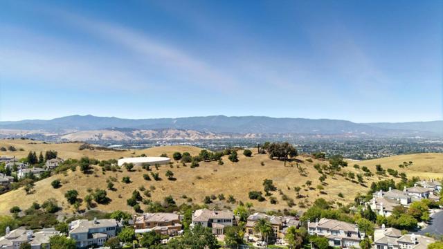 5380 Arezzo Drive, San Jose CA: https://media.crmls.org/mediaz/6c883a8c-e407-4348-a52b-b24bcf2aa628.jpg