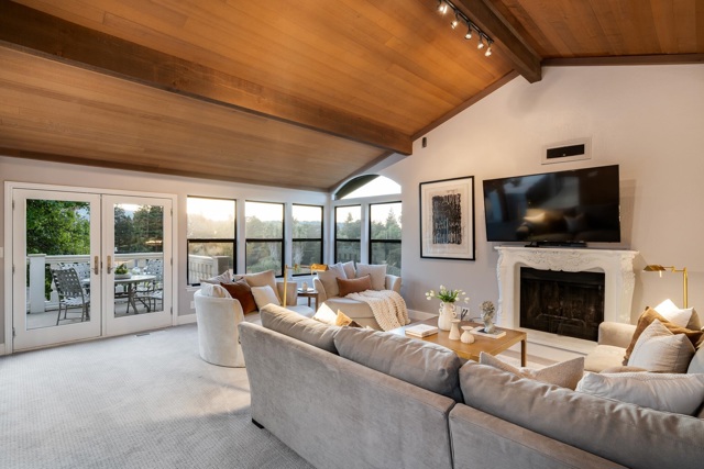 13 Kemp Ct, Alamo CA: https://media.crmls.org/mediaz/6c890947-f063-4dc6-8b86-074b23e67b11.jpg