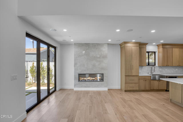 Detail Gallery Image 7 of 32 For 611 W Claremont St, Pasadena,  CA  - 3 Beds | 3 Baths