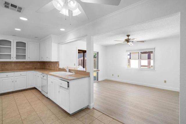 257 Robert Avenue, Ripon CA: https://media.crmls.org/mediaz/6c894af8-2b0f-4e4a-9701-6b33b1defffc.jpg
