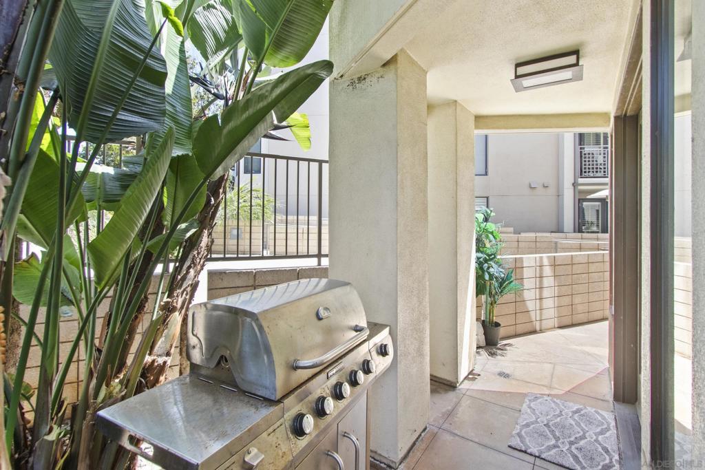 5440 La Jolla - photo 16
