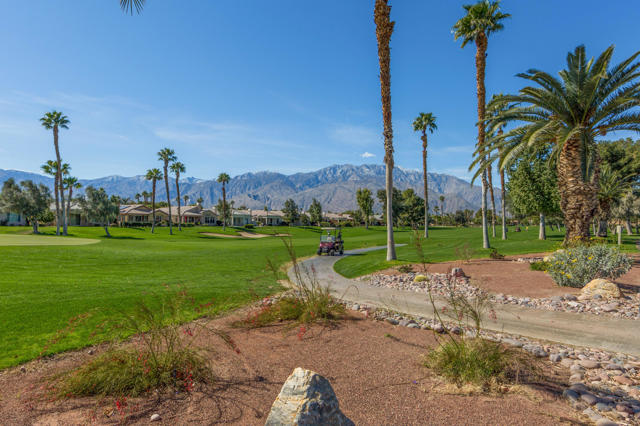 67320 Cumbres Court, Cathedral City CA: https://media.crmls.org/mediaz/6c8acb35-7570-4890-9f3a-931dc6b7719b.jpg