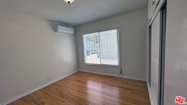 3745 S Victoria Avenue, Los Angeles CA: https://media.crmls.org/mediaz/6c8bf5ed-0fb7-4750-aa35-e8fb56799328.jpg