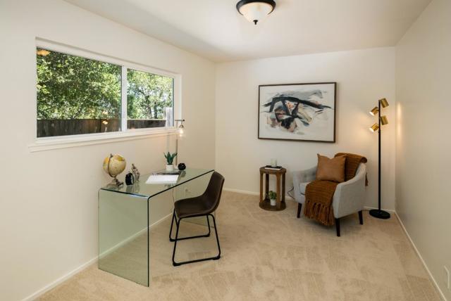 2910 Sherwood Drive, San Carlos CA: https://media.crmls.org/mediaz/6c8c6b1c-987a-4135-8189-8f005acadfd6.jpg